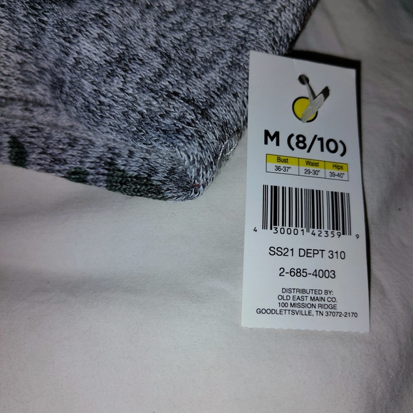 Bobbie Brooks Gray and Red Floral Top,NWT - Picture 4 of 7